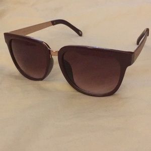 Fossil brand Burgundy and rose gold sunnies